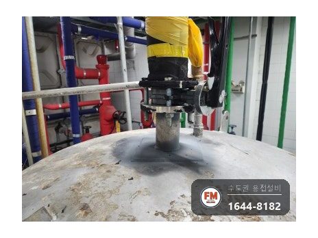 3톤 온수탱크 누수 측면 미세크랙 판재보강 게이지 패킹 교체 시공 사진 17