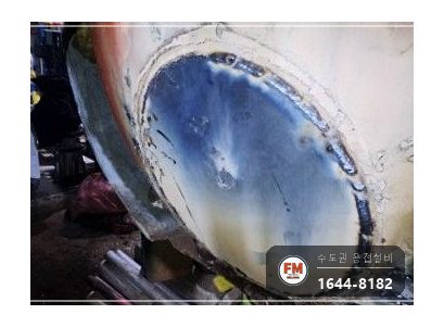 찜질방 온수탱크 누수 콘크리트 폐기물 제거 내부 3회 코팅 판재 보강 시공 사진 25