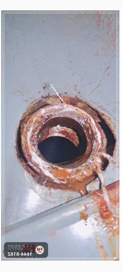 급탕탱크 온도게이지 파손 누수 부싱 전위부식 소켓 절단 용접